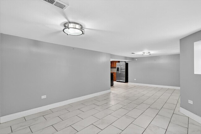 Building Photo - 3651 W Wabansia Ave