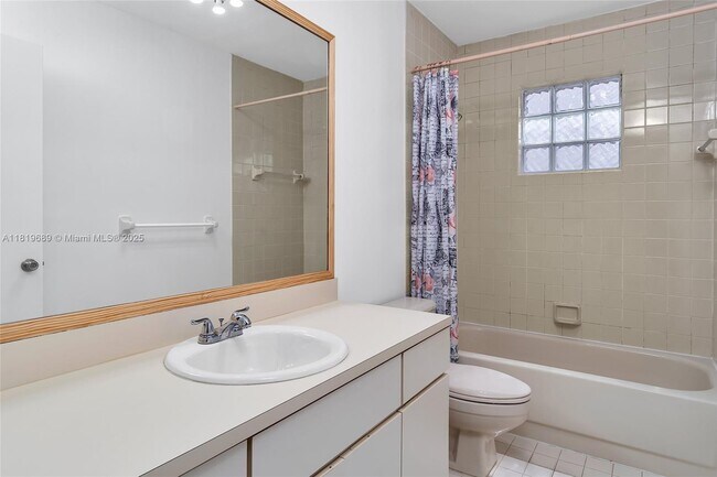 Building Photo - 11473 SW 72nd Terrace
