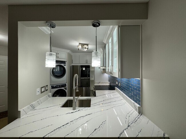 Building Photo - Direct Indoor Access to Ballston Metro with this Luxury 1 Bedroom 1 Bath Condo in Beautiful Alta ...