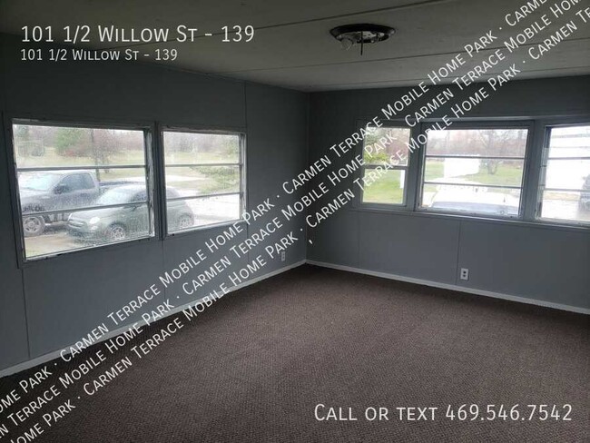 Building Photo - 101 1/2 Willow St-139