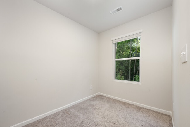 Building Photo - 1108 Harland St