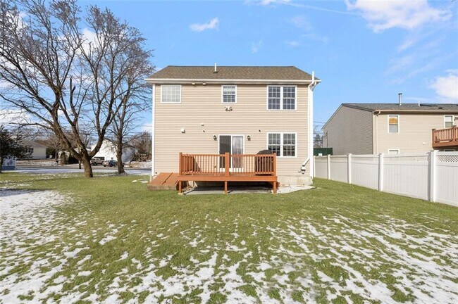 Building Photo - 227 Marshall Ave