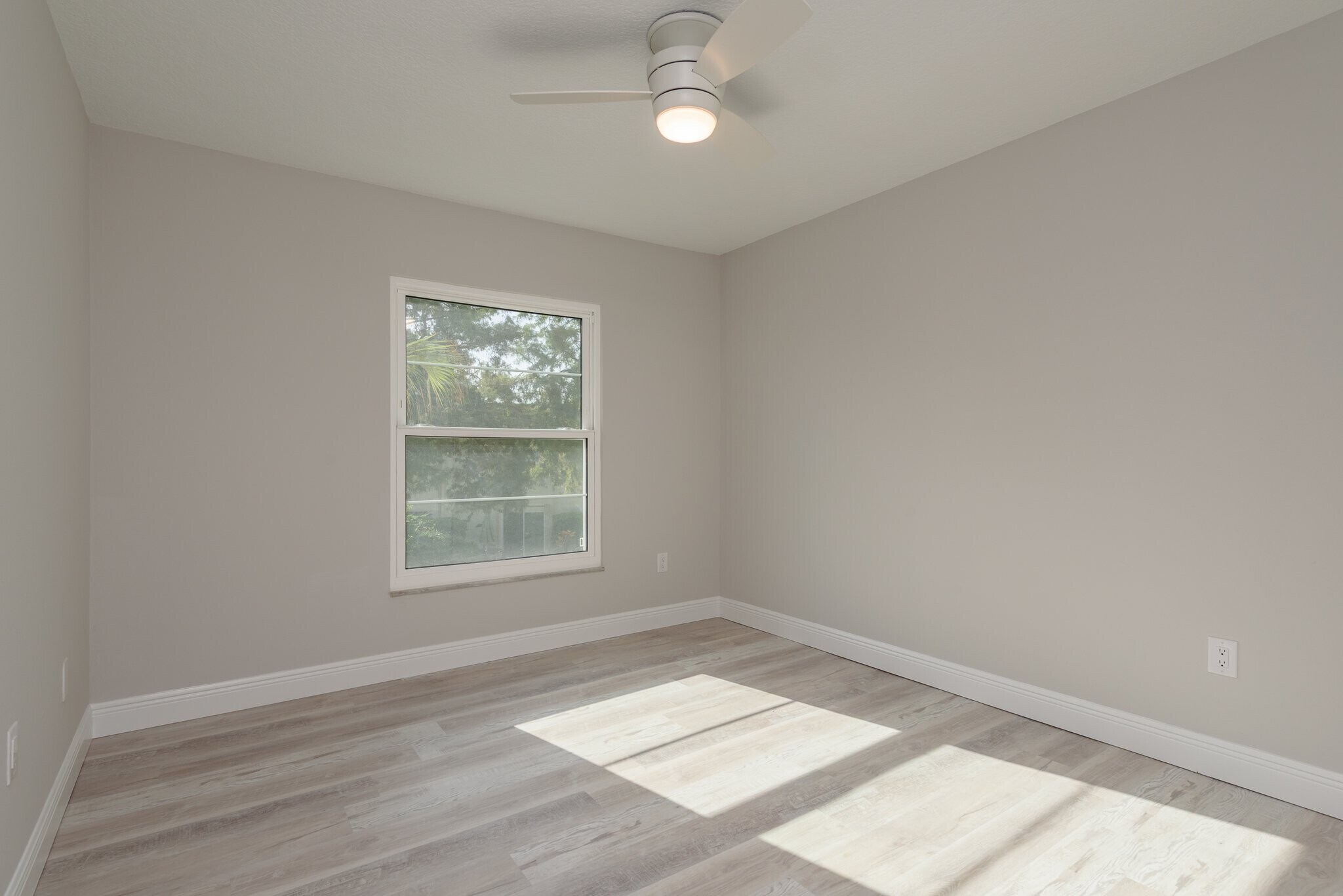 Building Photo - 2700 Bayshore Blvd