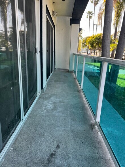 Building Photo - 2230 E Ocean Blvd