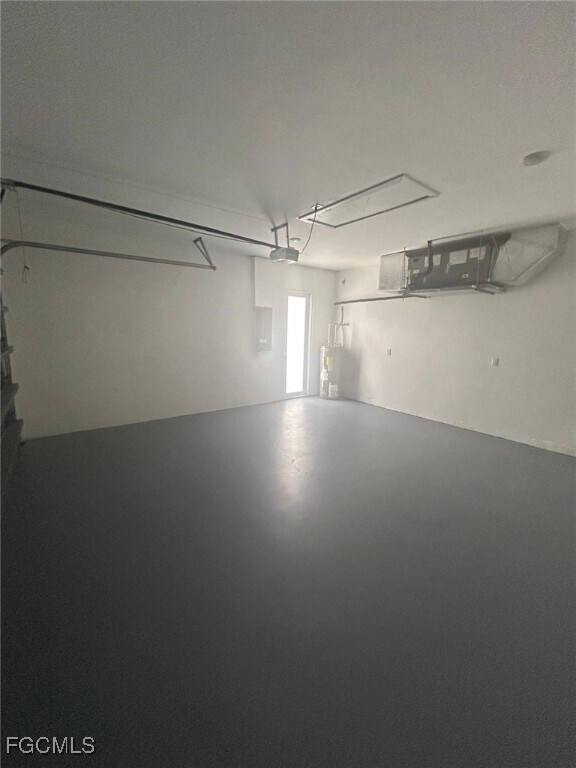 Building Photo - 1201 NE 18th Pl