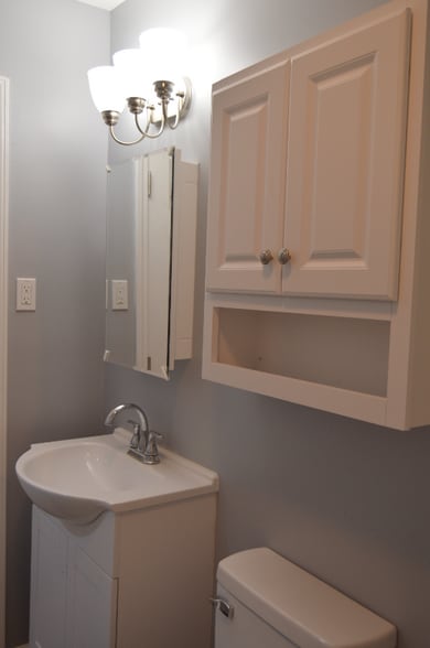 Building Photo - 219 Leon St