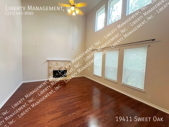 Building Photo - 19411 Sweet Oak
