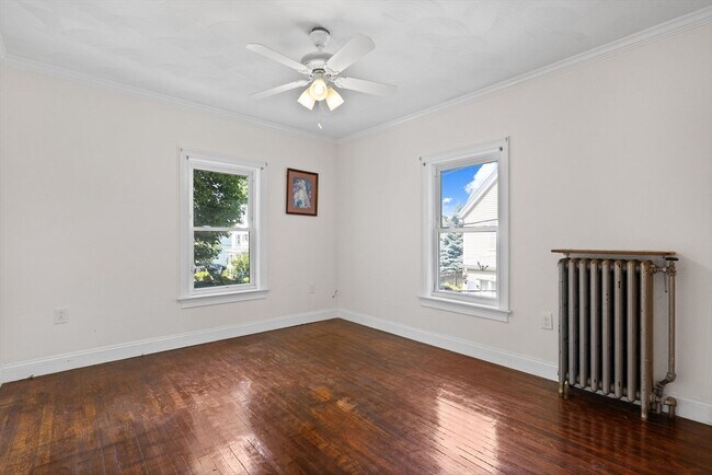 Building Photo - 42 Alden Pl