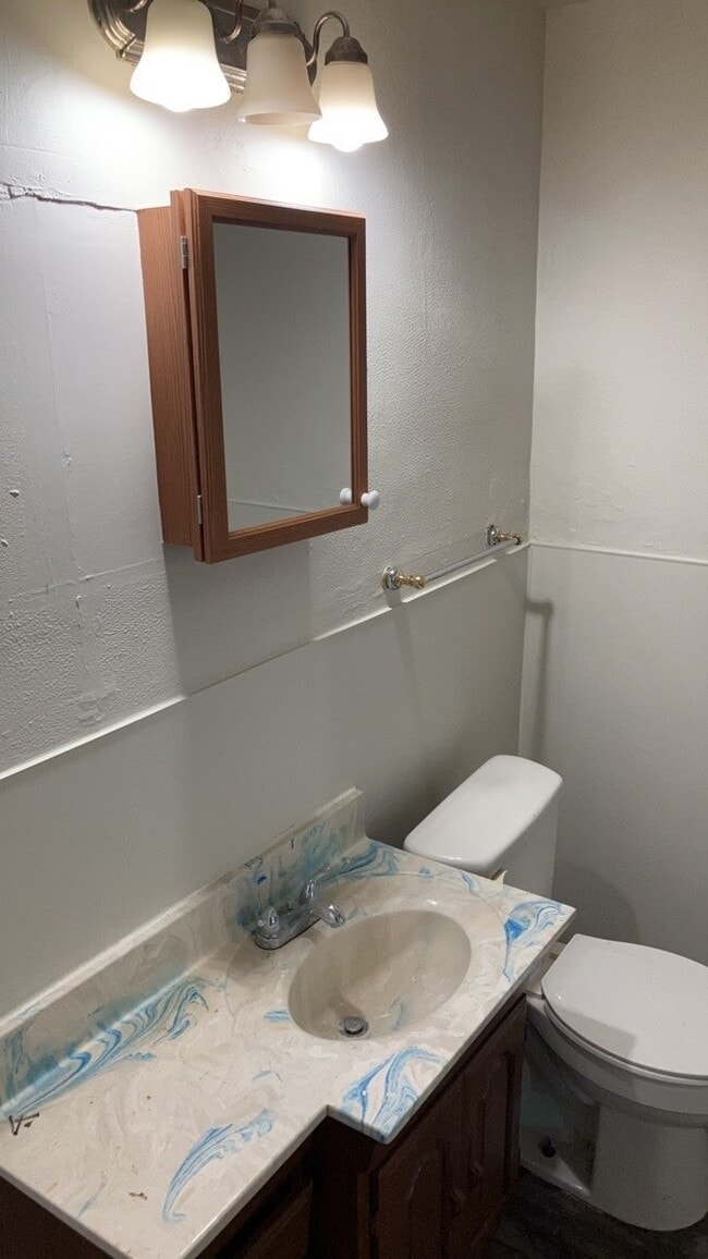 Building Photo - 237 Westwood Ave