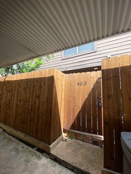 Building Photo - 2601 S Braeswood Blvd