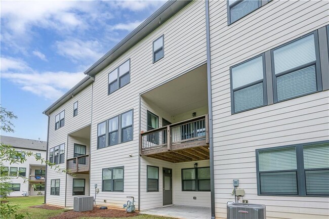 Building Photo - 1130 Provence Ln