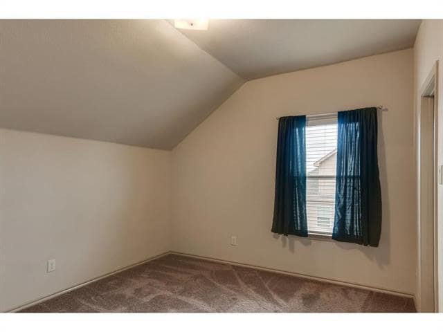 Building Photo - 4624 Lazy Oaks St