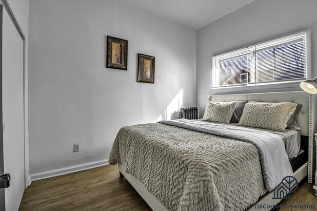 Building Photo - Furnished 2-Bedroom First-Floor Apartment Near Elmwood Village
