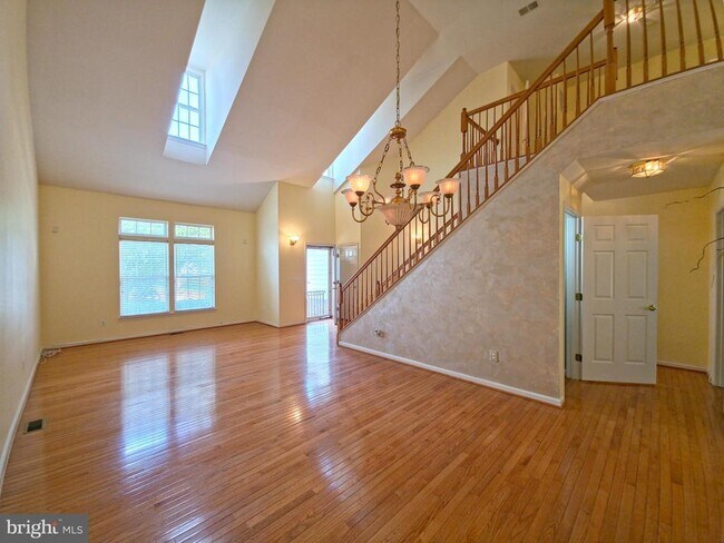 Building Photo - 20875 Killawog Terrace