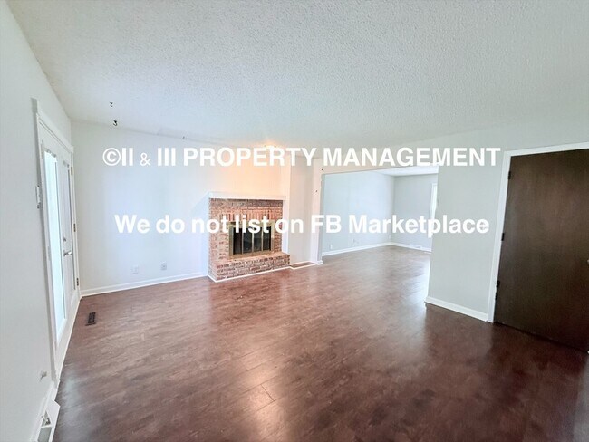 Building Photo - 138 E Nelson Cir