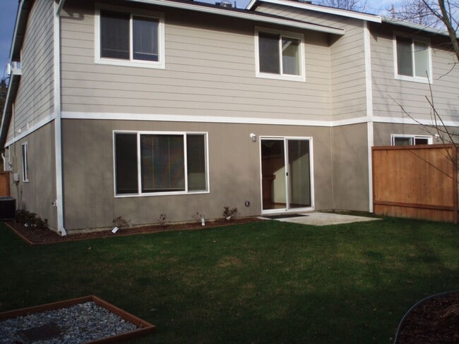 Building Photo - Hopkins - 1402