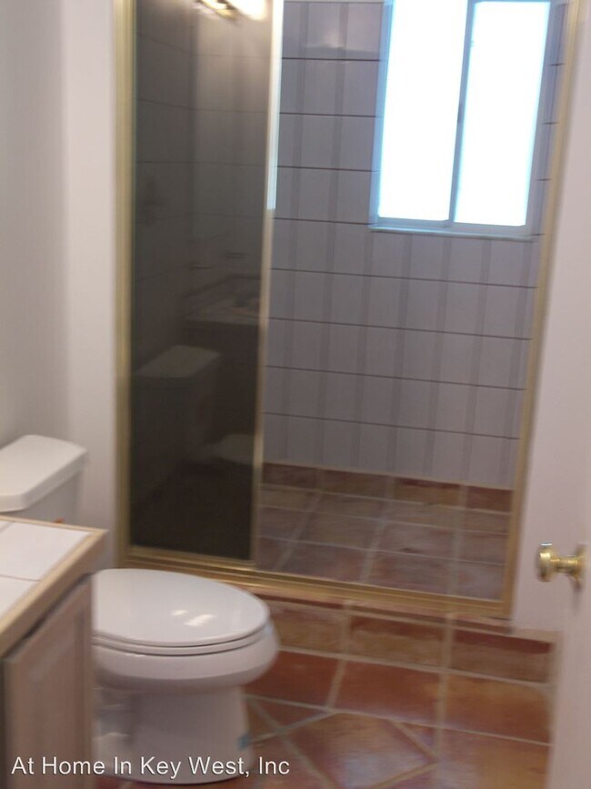 Building Photo - 3 br, 2 bath House - 1615 Laird St