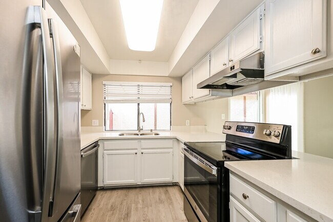 Building Photo - 224 Jon Belger Dr