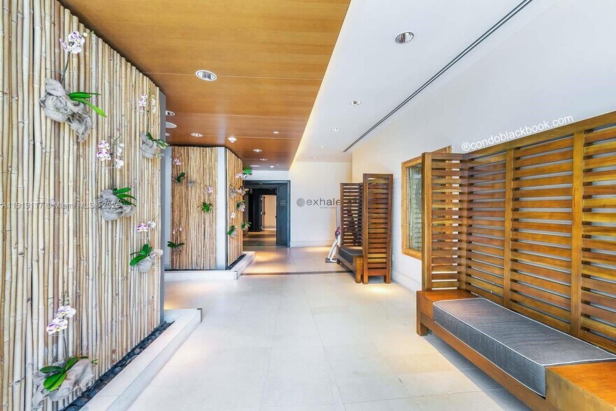 Building Photo - 200 Biscayne Boulevard Way