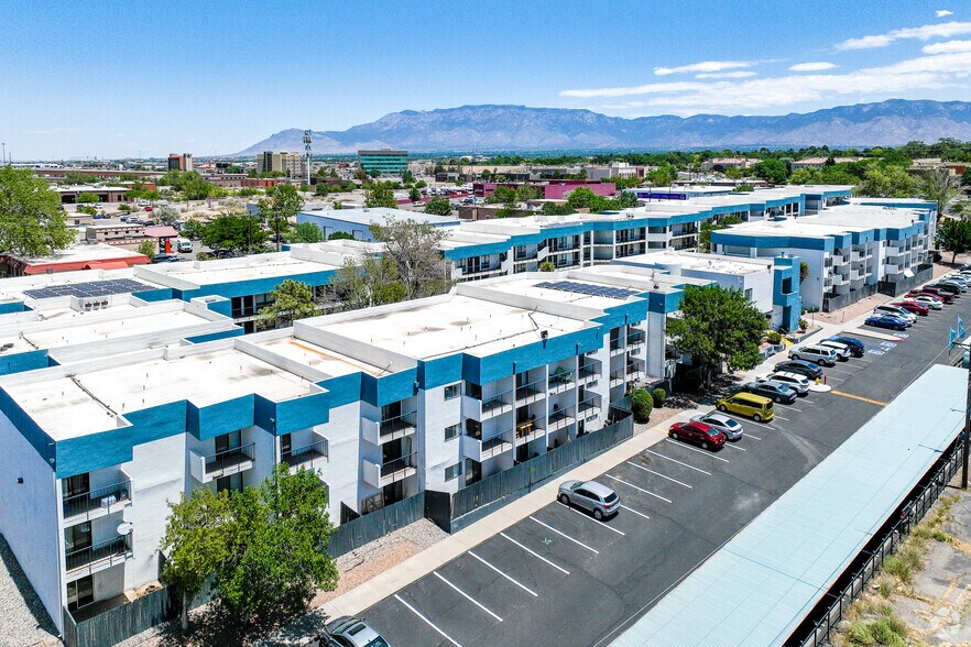 Peaks at Sandia View 1501 Indian School Rd NE Albuquerque NM 87102