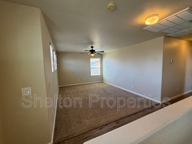 Building Photo - 20684 W White Rock Rd