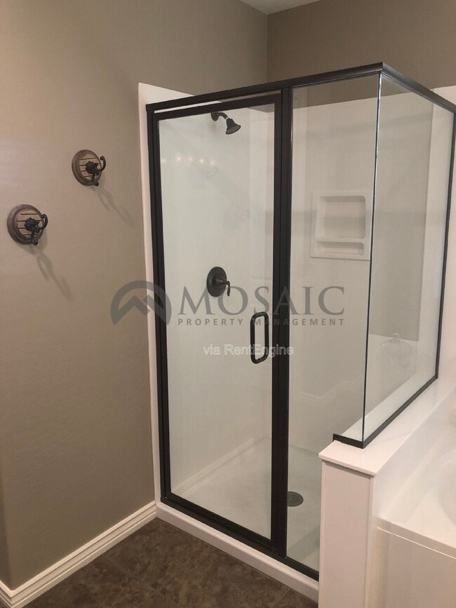 Building Photo - 3717 E Galveston St