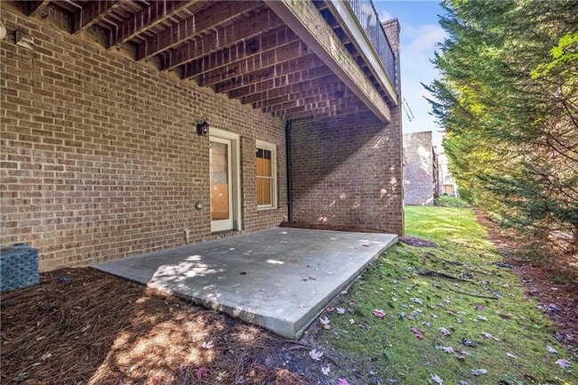 Building Photo - 58 Sheridan Dr NE