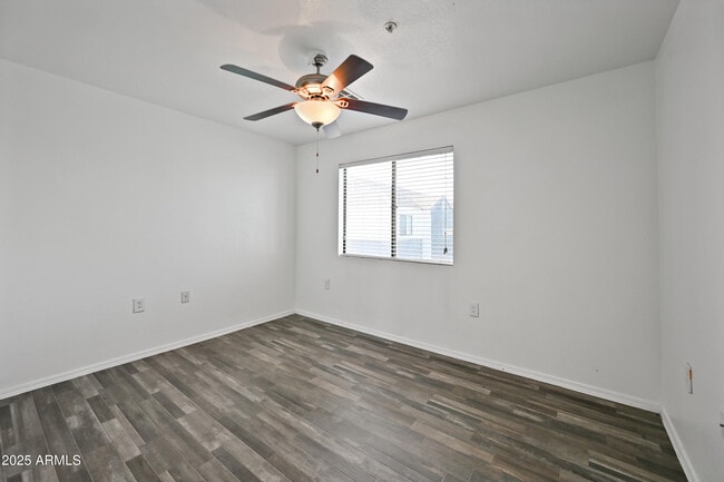 Building Photo - 3065 N 67th Ave