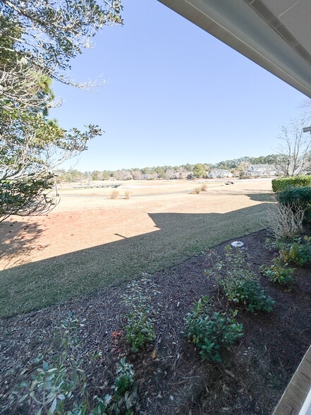 Building Photo - 290 Brookshire Pl SW