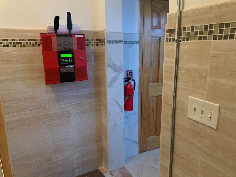 Building Photo - 269 N 1st Ave