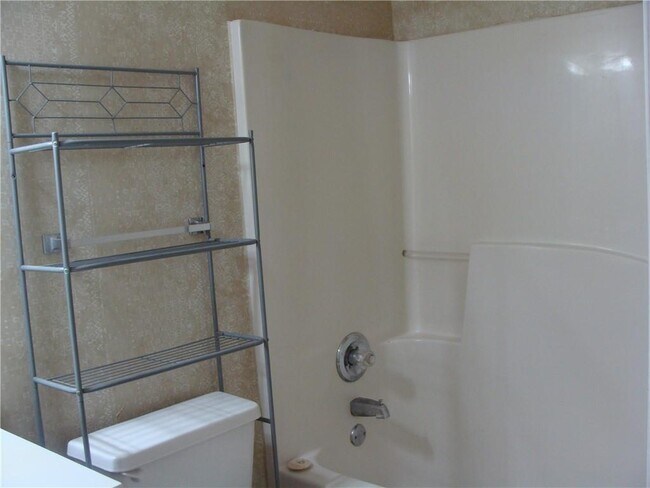 Building Photo - 3483 Fannin Dr