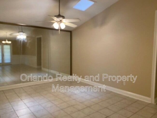 Building Photo - 5298 River Birch Ct