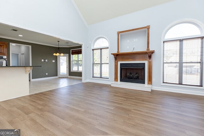 Building Photo - 100 Montview Way