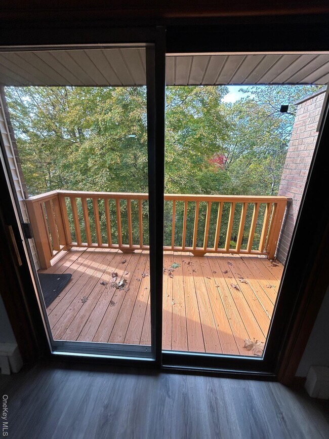 Building Photo - 3 Hook Rd