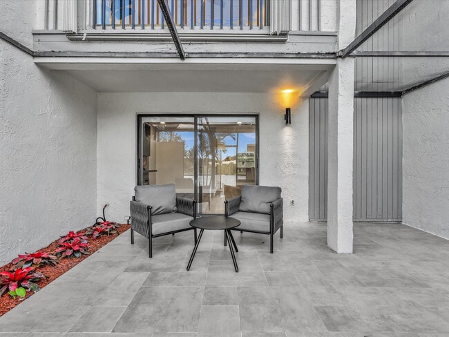 Building Photo - 1381 NW 99th Ave