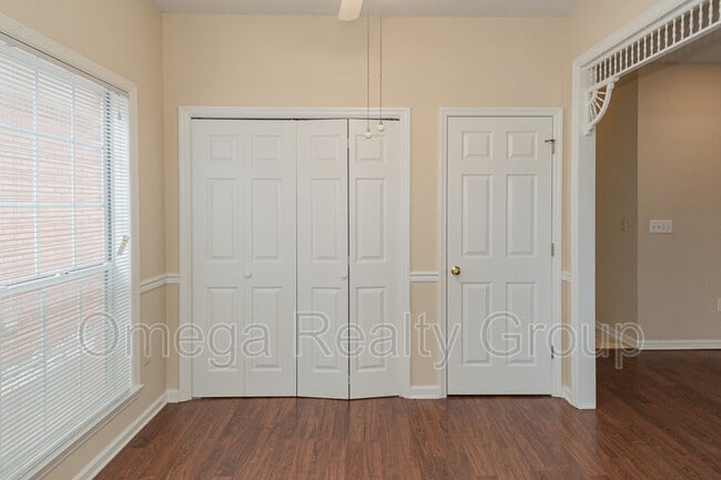 Building Photo - 1434 Amberley Woods Cv