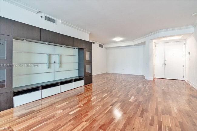 Building Photo - 2 br, 2.5 bath Condo - 808 Brickell Key Dr...