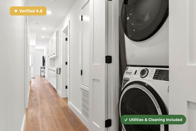 Building Photo - Furnished Private Bedroom with Private Bath in East Boston!