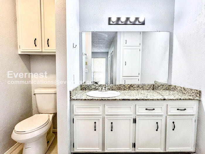 Building Photo - 6502 S 83rd East Ave