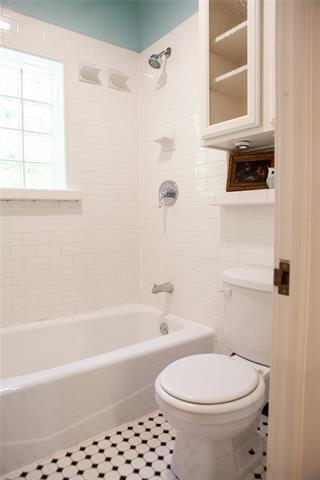 Building Photo - 5837 Velasco Ave