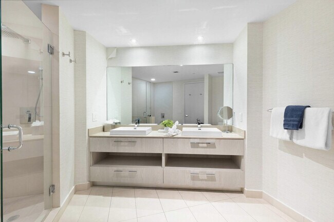 Building Photo - 4111 S Ocean Dr