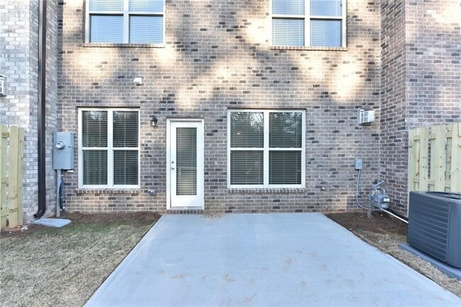 Building Photo - 5520 Lightheart Ct