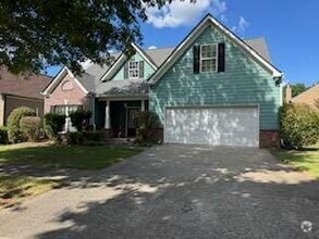 Building Photo - 2641 Sedgeview Ln NE