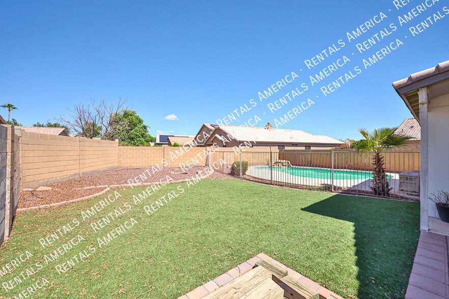Building Photo - 16176 W Statler St