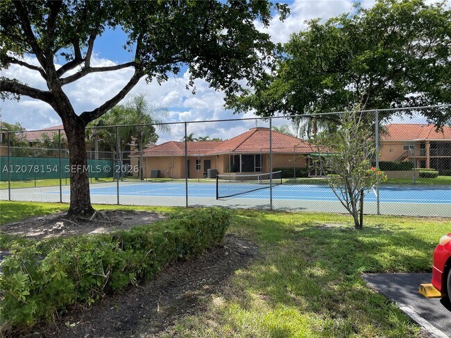 Building Photo - 700 NW 103rd Terrace