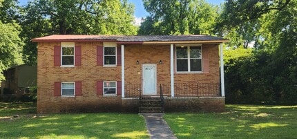 Building Photo - 2113 Wimberly Rd NW