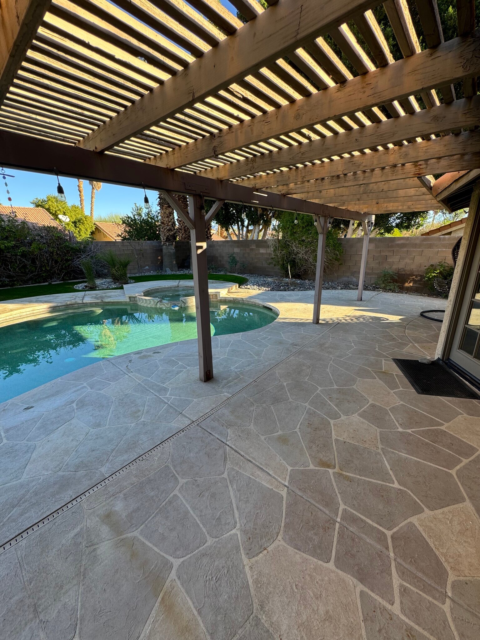 Building Photo - 69858 Brookview Way