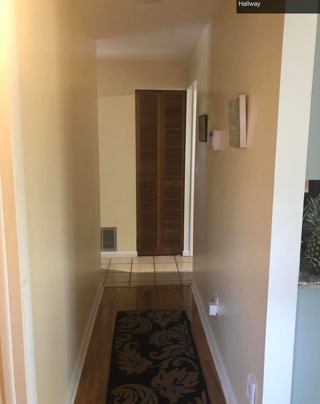 Building Photo - Indialantic 2 Bedroom Home