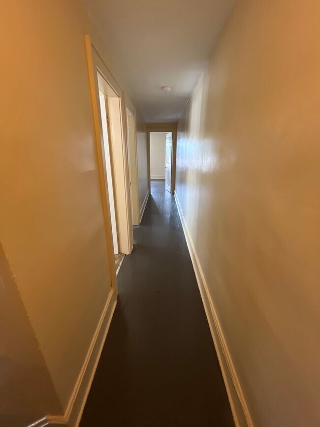 Building Photo - 357-359 Midland Ave