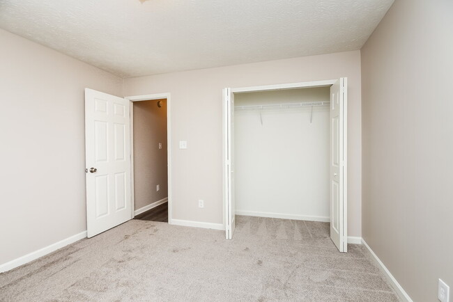 Building Photo - 309 Stones Throw Dr